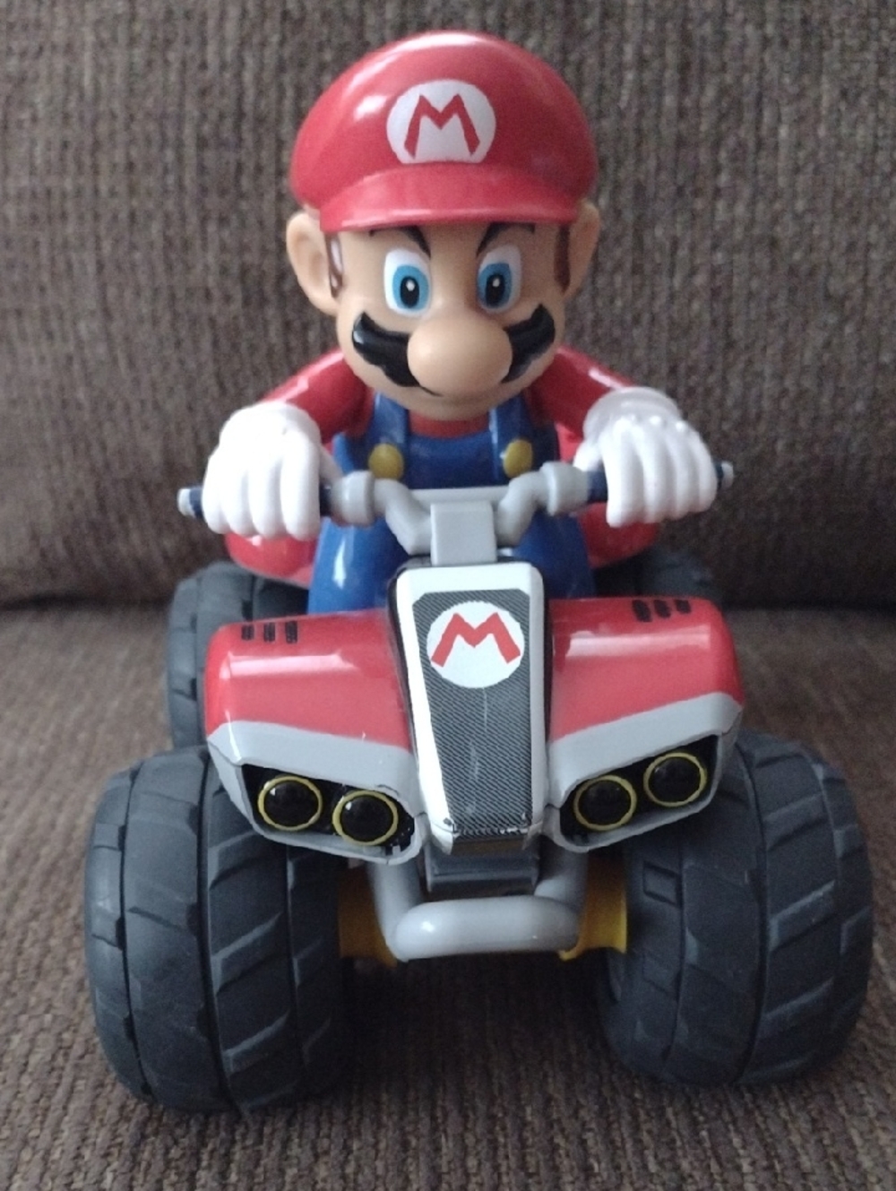 Mario Four Wheeler & Racer One Remote - Picture 2 of 5